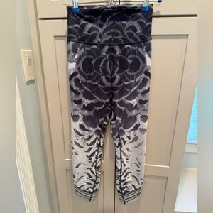 Lululemon athletic leggings